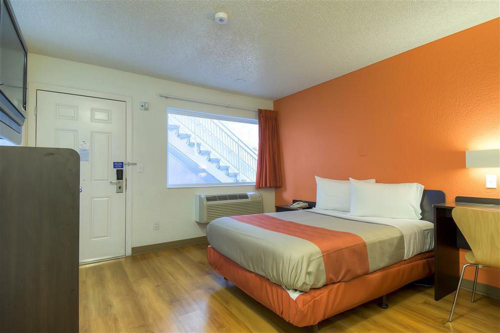 Park By Radisson, Vegas I-15 Locanda Las Vegas